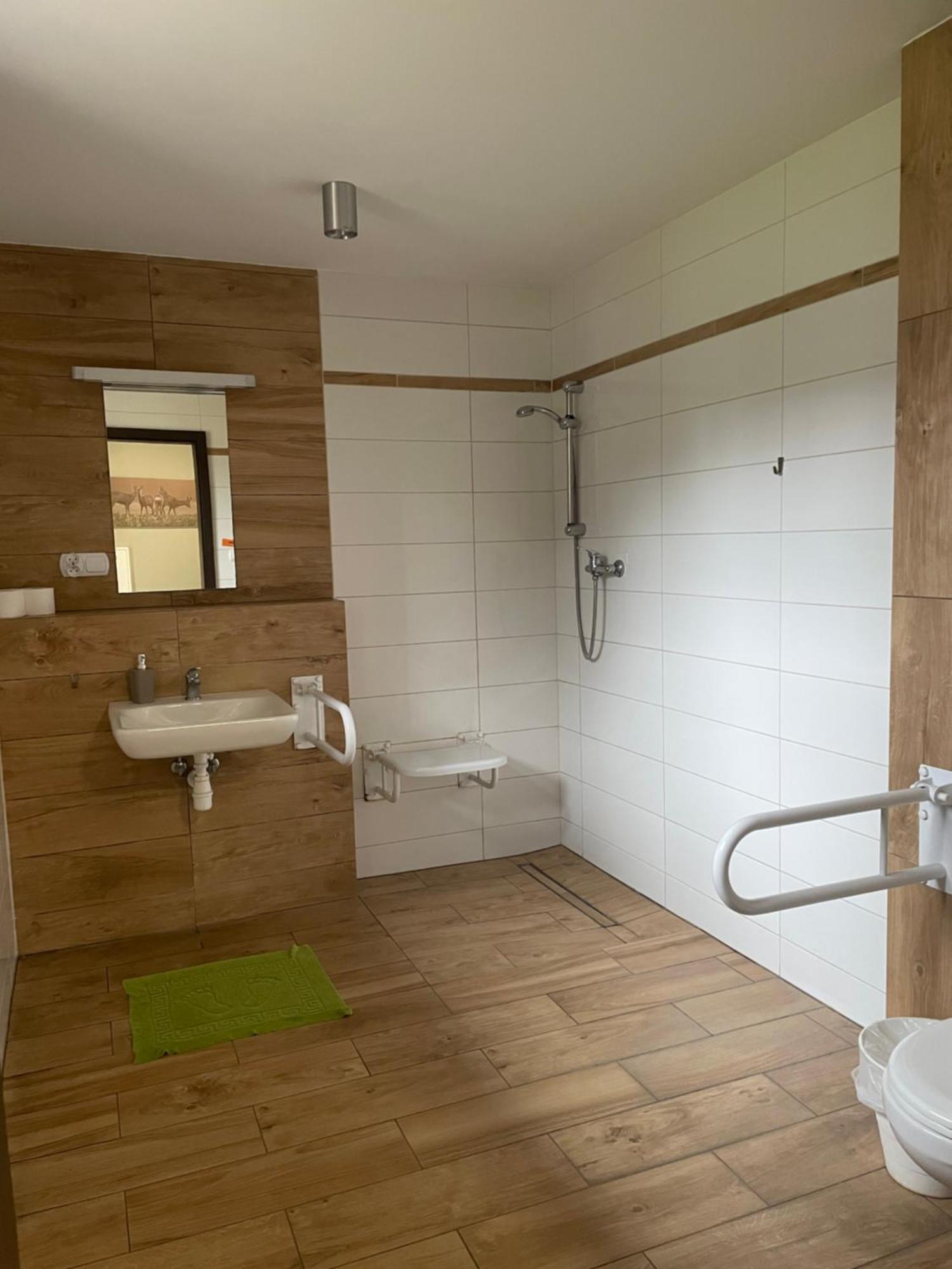 Hotel Osrodek Wypoczynkowy Lubu Dubu Dankow Exterior foto